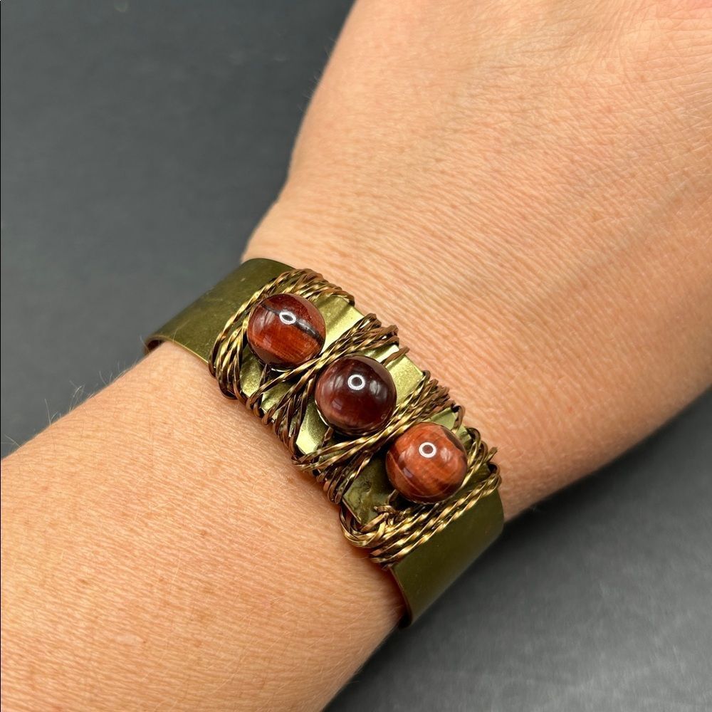 VTG Artisan Made Brass Wire Wrapped Brown‎ Beaded Cuff Bracelet